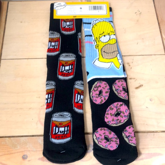 The Simpsons 2 pairs of casual crew socks pack - Picture 2 of 3